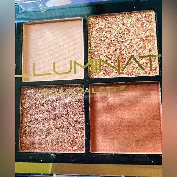 Illuminati Cosmetics Quad Eyeshadow Palette - Enlightened - Picture 6 of 8